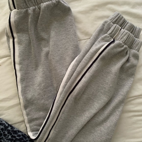 Brandy sweatpants - Picture 2 of 3